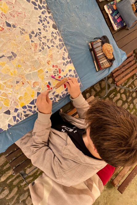 1000093048 1000093048